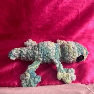 Handmade Crochet Chameleon/Gecko, Patterned edition💗